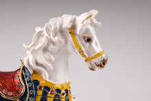 Royal White Horse