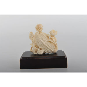 Mammoth Ivory- Snuff Bottle with Bees & Birds
