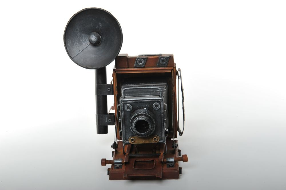 Vintage Wood and Metal Replica of and Old Fashioned Camera Vintage Decoration Antique Trinket Box