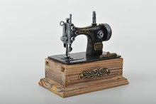 Miniature Retro sewing machine Vintage Decoration Antique Trinket Box