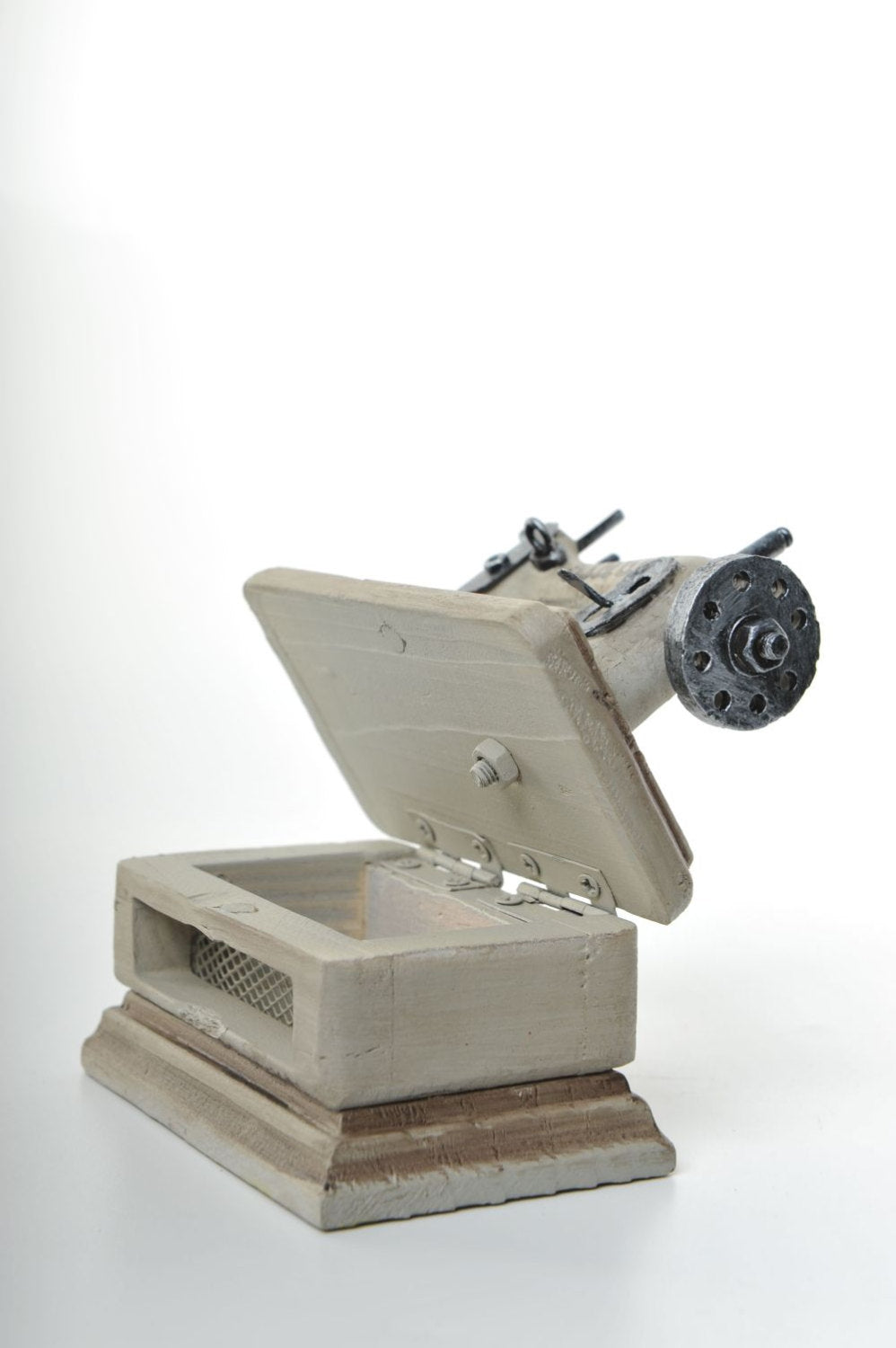 Miniature Unique White Singer Sewing Machine Vintage Decoration