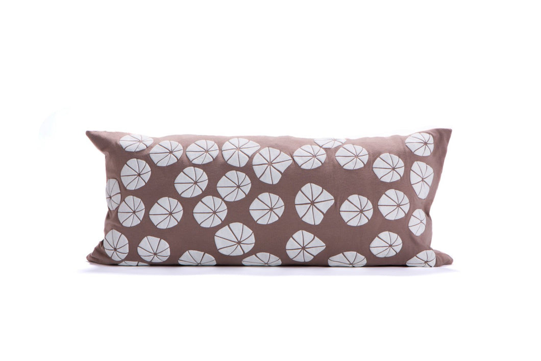 Last units // Floral pillow cover 60X30 cm, 23.5x11.8“. Beige floral pillow. Rectangular pillow. Removable pillowcase. Flower pillow